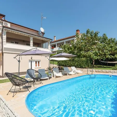 Apartament Dobrec